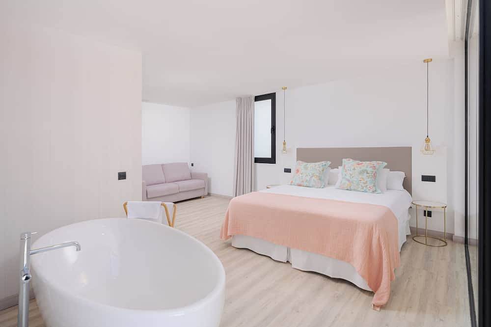 Luxury apartment with terrace, private swimming pool and views in Puerto Rico (Gran Canaria), South Gran Canaria