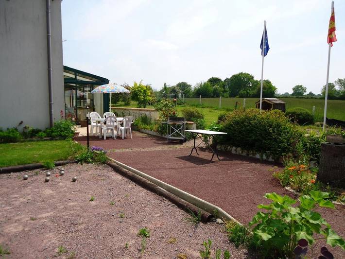 Location de vacances pour 4 personnes, avec Terrasse et Jardin à Le Molay-Littry - 4
