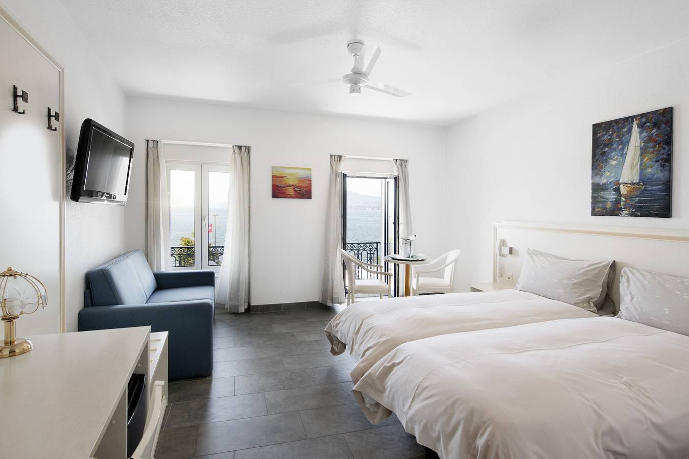 Hôtel du Port - Dreibett-/Vierbettzimmer Sofa in Villeneuve (VD), Genfer See