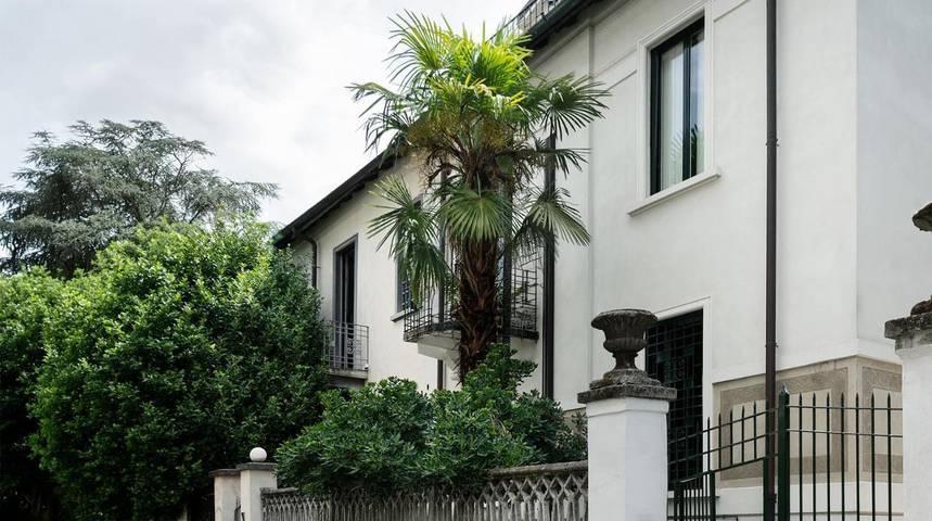 Villa für 10 Personen, mit Balkon und Terrasse sowie Garten und Ausblick in Mailand