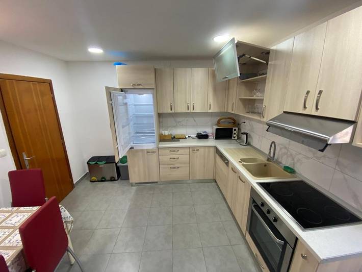 Maison d’hôte pour 3 personnes, avec Balcon et Terrasse ainsi que Jacuzzi et Jardin dans Hvar - 4