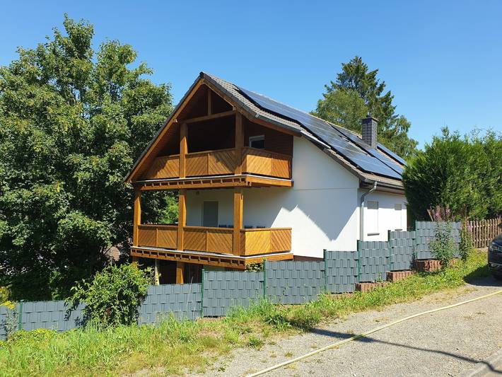 Ferienhaus für 6 Personen, mit Balkon/Terrasse und Balkon sowie Terrasse in Nordrhein-Westfalen - 2