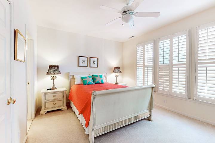 Vacation rental for 10 people, with sauna and pool as well as terrace in Ocean View