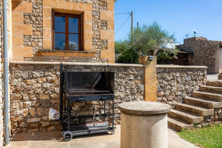 Rústica finca con piscina, jardín, Wi-Fi, aire acondicionado y balcón; Aparcamiento disponible in Artà, Mallorca Este
