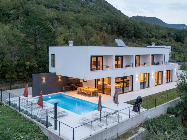 Ferienhaus für 12 Personen, mit Garten und Terrasse
