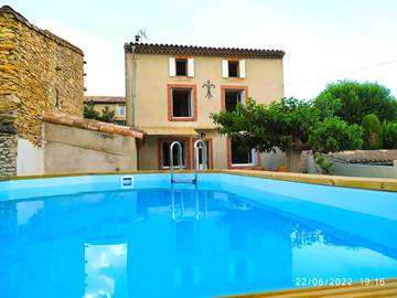 Gîte pour 12 personnes, avec piscine et jardin à Alzonne