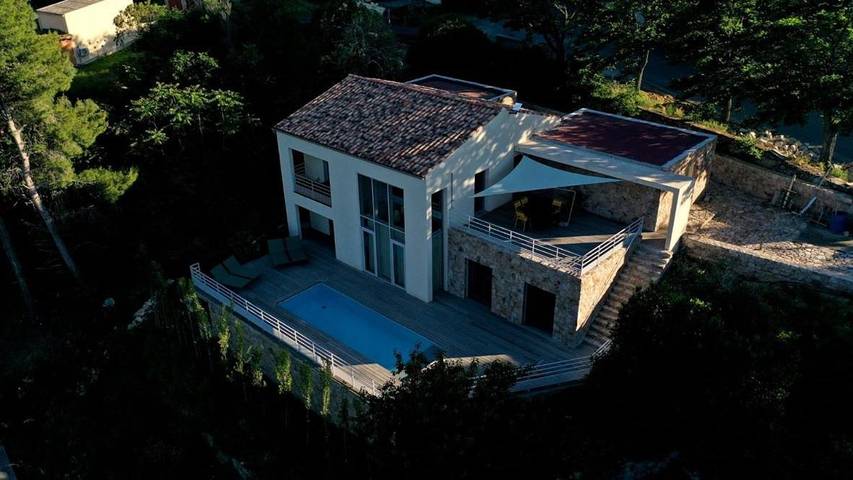 Location de vacances pour 8 personnes, avec piscine ainsi que jardin et vue à Ville-di-Paraso - 2