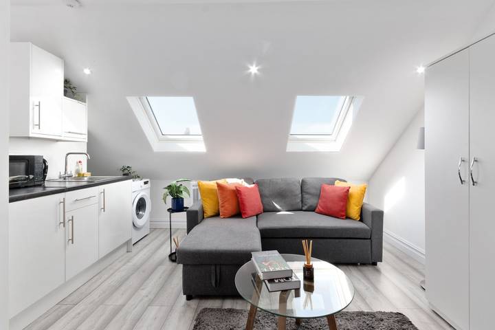 Holiday apartment for 4 people, with garden in Harrow