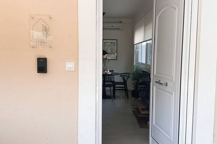 Gîte pour 4 personnes, avec terrasse dans Érétrie