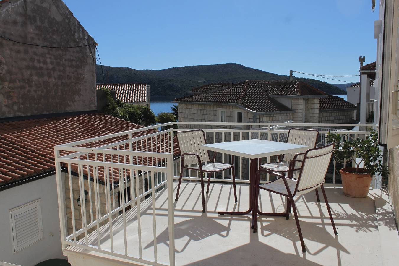 Entire apartment, Two bedroom apartment near beach Slano, Dubrovnik A-4744-b in Slano, Dubrovnik-Neretva