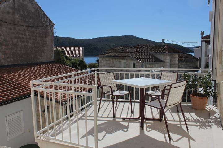 Holiday apartment for 4 people, with balcony/terrace - 1