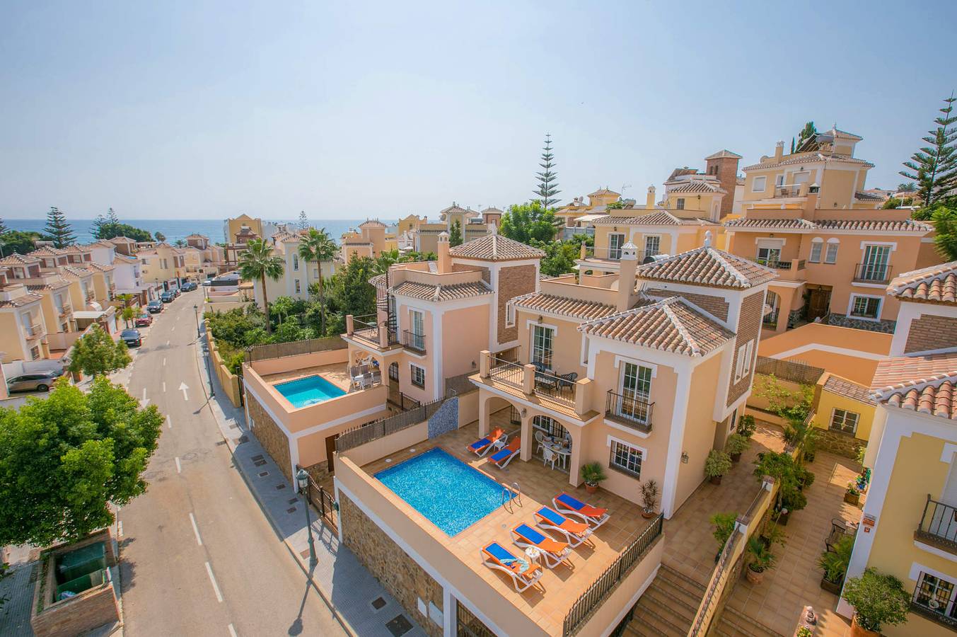 Villa Reyes by Villa Plus in Urbanização Tropicana, Nerja