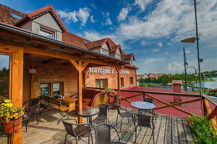 Hotel dla 3 osób, z Taras i Widok na jezioro oraz Widok w Ryn