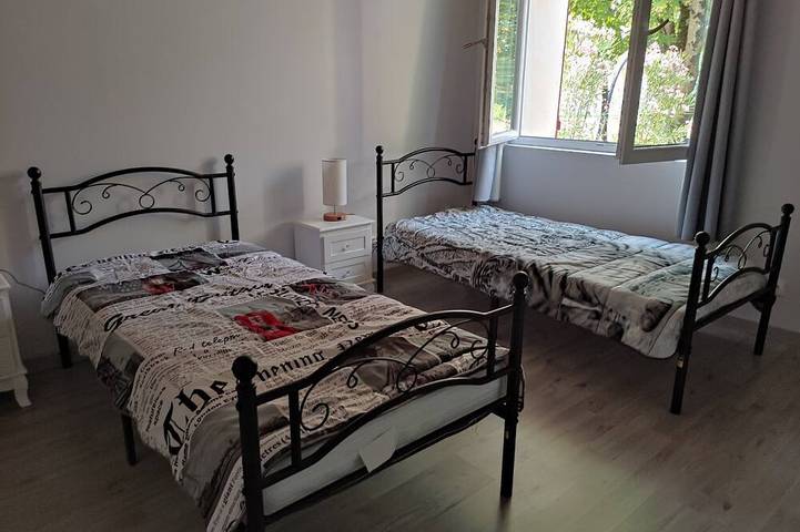 Gîte pour 6 personnes, avec jardin à Duras - 3