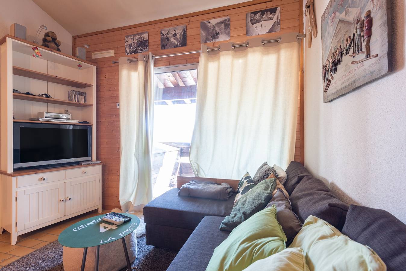 Ganze Wohnung, 6-Personen Apartment in Piau Engaly – Direkter Zugang zu den Skipisten mit Terrasse und Balkon in Piau-Engaly, Aragnouet