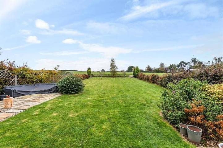 Holiday rental for 2 people, with garden, with pets in Milton Keynes