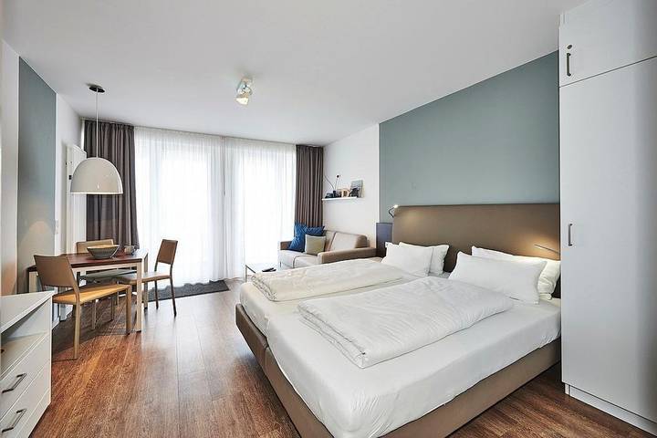 Studio für 2 Personen, mit Balkon und Pool sowie Sauna in Bensersiel