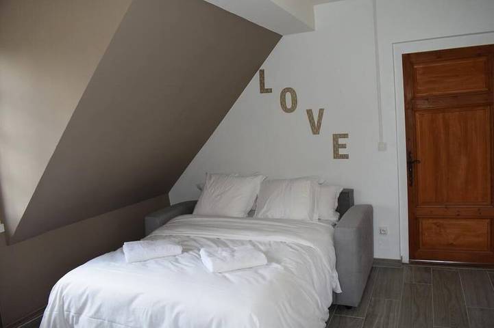 Gîte pour 4 personnes, avec jacuzzi à Huisseau-sur-Mauves - 2