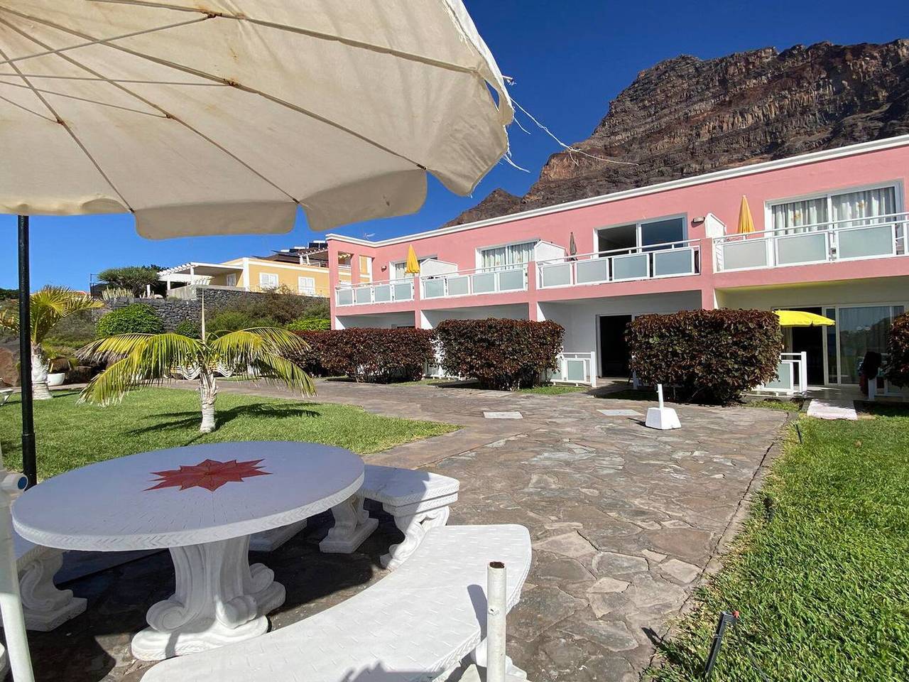 Apartamento entero, Luminoso apartamento 1 dormitorio frente al mar en Valle Gran Rey in La Playa (Canary Islands), Valle Gran Rey