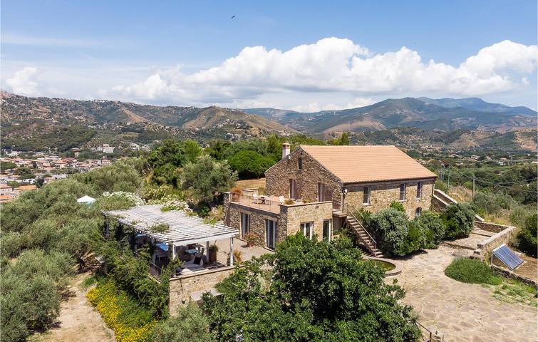 Accogliente appartamento con piscina, parcheggio e spiaggia vicina in San Marco (Cilento), Castellabate