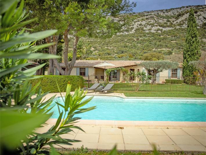 Location de vacances pour 6 personnes, avec jardin à Beaumes-de-Venise - 2