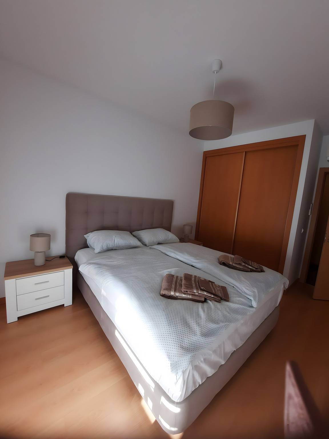 Apartamento entero, Apartamento 'Cantinho Do Amparo' con balcón, wifi y aire acondicionado in Praia da Rocha, Portimão