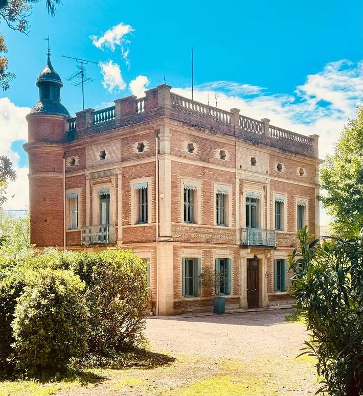Maison d’hôte pour 2 personnes, avec Terrasse et Jardin ainsi que Piscine et Vue sur le lac