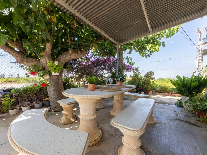 Casa rural para 4 personas, con Balcón y Terraza además de Jardín y Vistas en Deltebre - 2