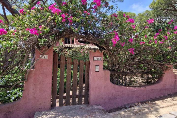 Casa vacanza per 8 persone, con giardino a Santa Margherita di Pula