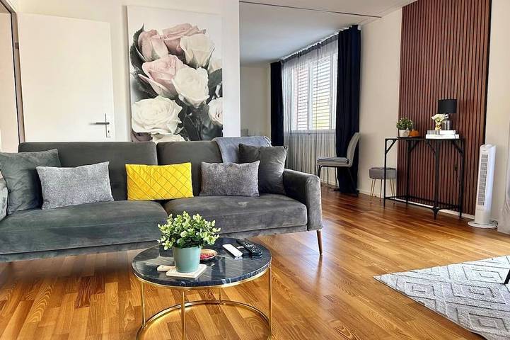 Ferienwohnung für 8 Personen, mit Balkon in Zürich