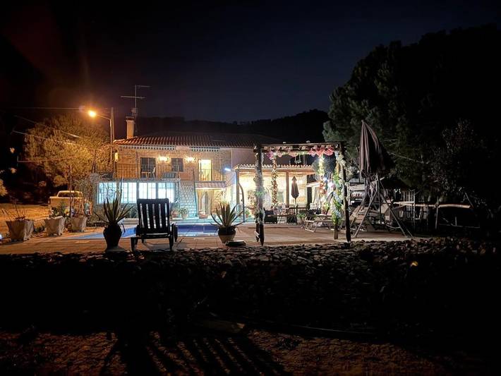 Location de vacances pour 3 personnes, avec vue ainsi que jardin et piscine à Monsanto - 2