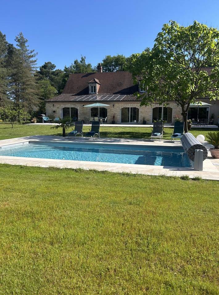 Chambre d’hôte pour 2 personnes, avec jardin et piscine en Dordogne