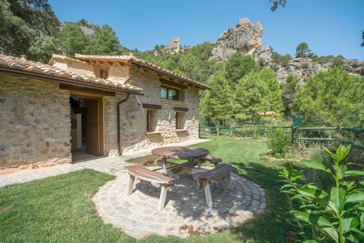 Three-Bedroom Townhouse in Beceite, Massis dels Ports