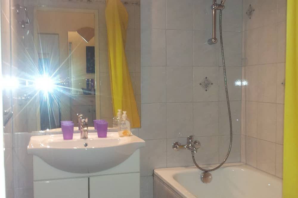 Ganze Wohnung, Cosy Apartment in the City in Wien, Wienerwald