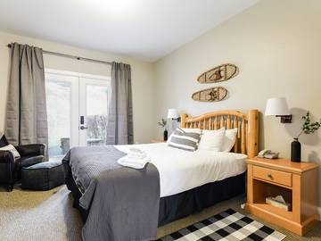 Chalet for 2 Guests in Ontario, Canada, Picture 2