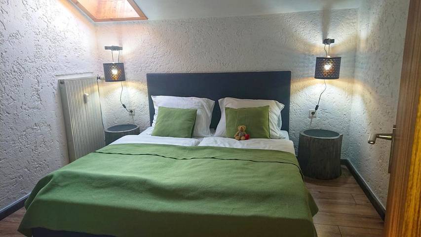 Ferienwohnung für 5 Personen, mit Balkon und Garten sowie Ausblick