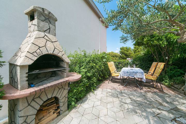 Ferienwohnung für 2 Personen, mit Balkon/Terrasse, mit Haustier in Brela - 3