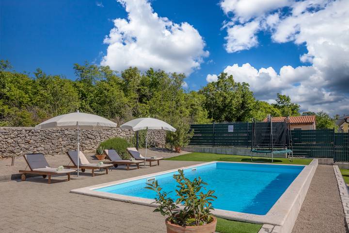 Casa de vacaciones para 5 personas, con piscina para niños además de terraza y piscina, Familias con niños - 1
