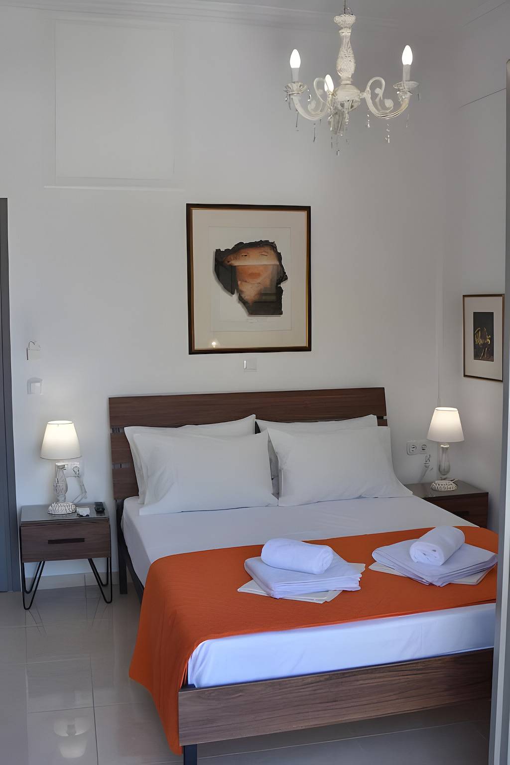 Room 'Porto Chania B2' with Shared Garden, Wi-Fi and Air Conditioning in Splantzia, Chania region
