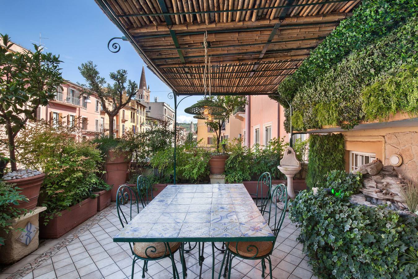 Entire apartment, Apartment Terrazza Italiana in Centro Storico, Verona