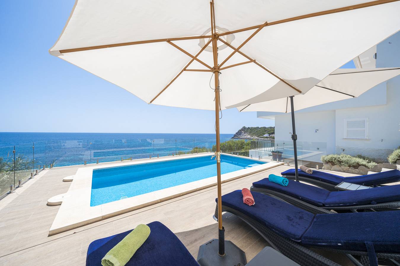 Casa Carol on the rocks Mhm-piscina,A/C,wifi grati in Cala Provencal, Capdepera