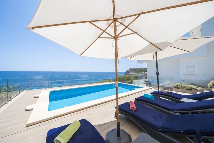 Ferienhaus für 6 Personen, mit Balkon und Terrasse sowie Ausblick