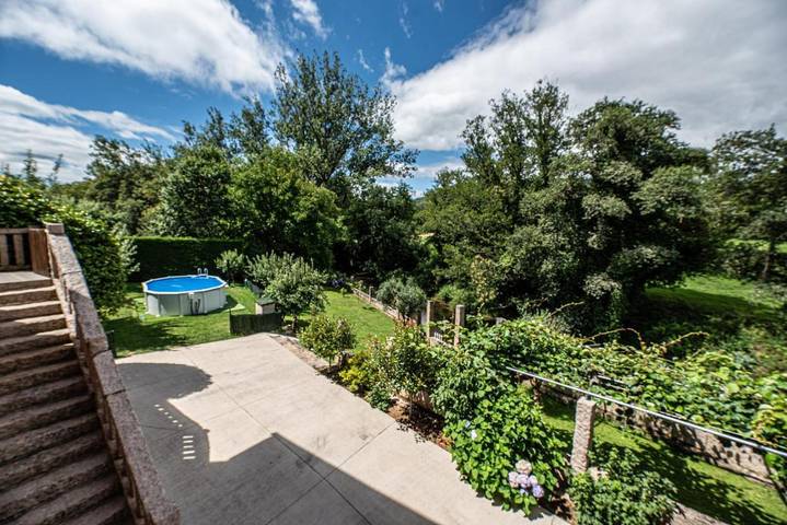 Casa rural para 10 personas, con jardín además de piscina y jacuzzi en Ancares - 3