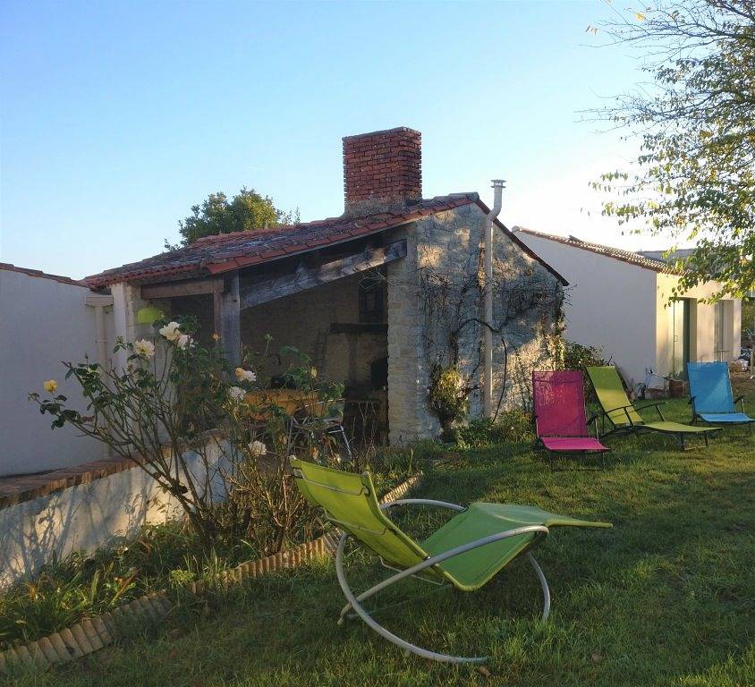 Chambres d'hôtes des km à la Ronde - Chambre verte in La Ronde, Région de La Rochelle