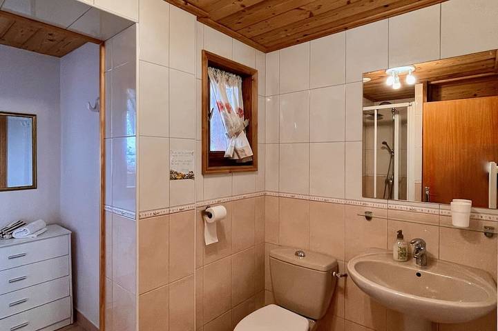 Gîte pour 2 personnes, avec jardin et terrasse à Bozel - 4