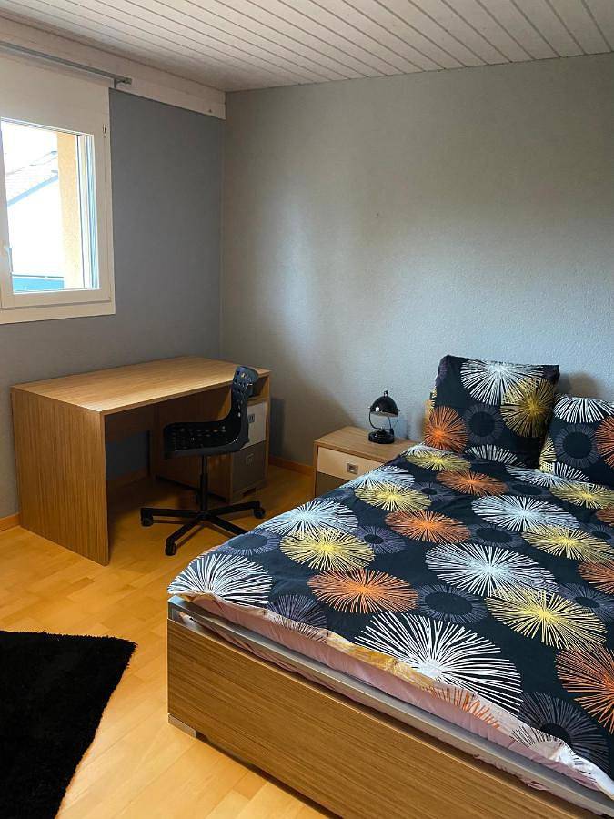 Gîte pour 2 personnes, avec jardin ainsi que terrasse et vue à Bulle