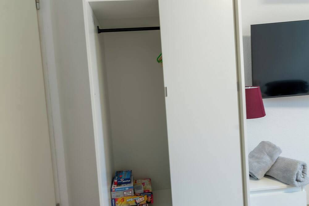 Ganze Wohnung, Cozy flat at Schlosspark in Wiesbaden, Rheingau
