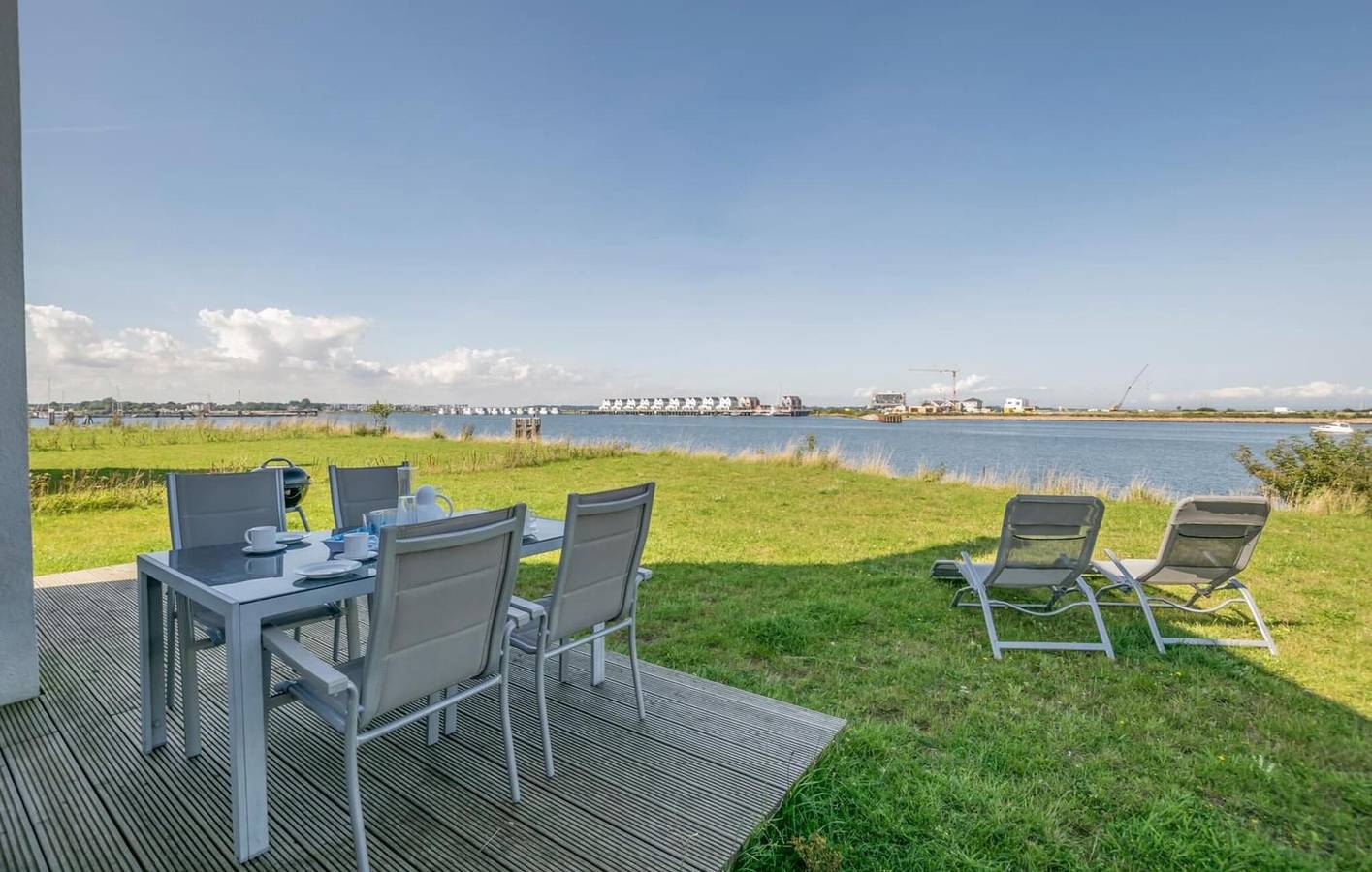 Rückzugsort mit Meerblick: Modernes Apartment mit Terrasse und Parkplatz in Olpenitz, Kappeln