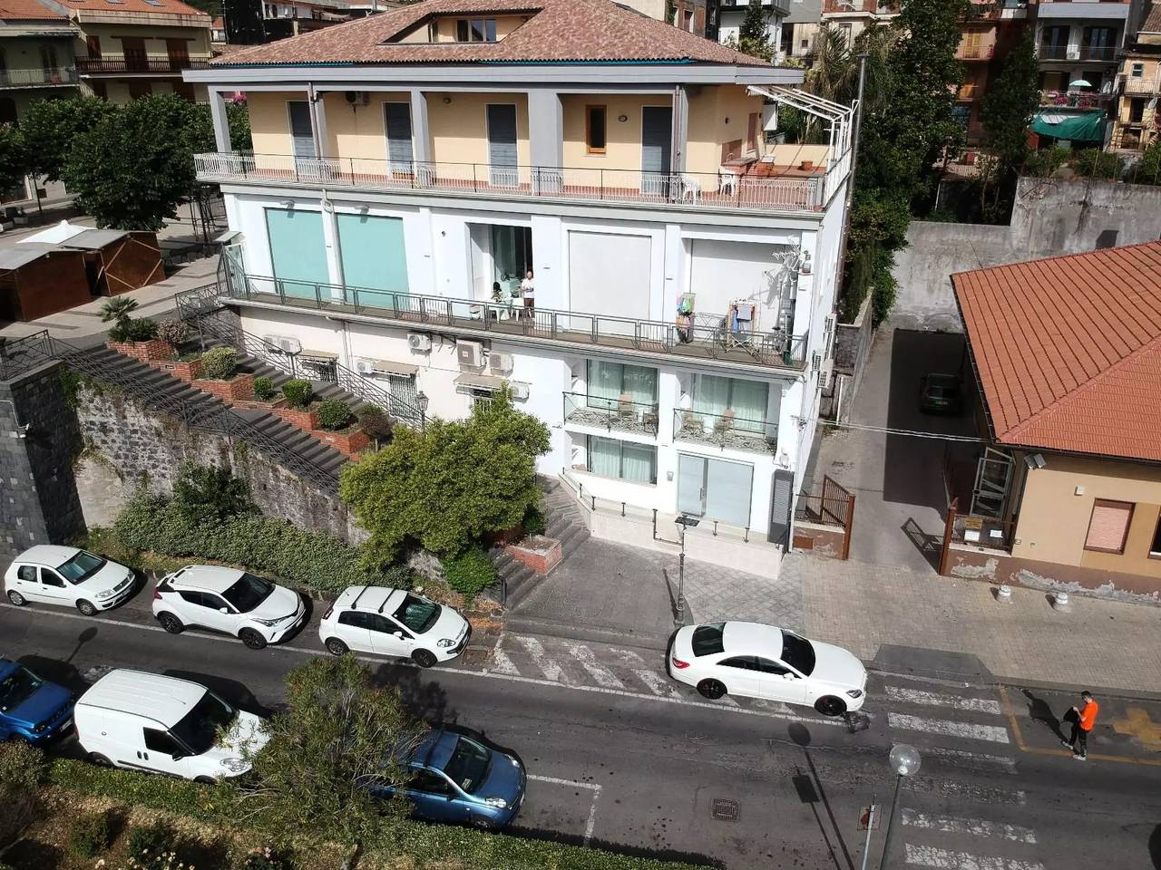 Apartamento entero, 6 estancias 6 personas in Zafferana Etnea, Etna