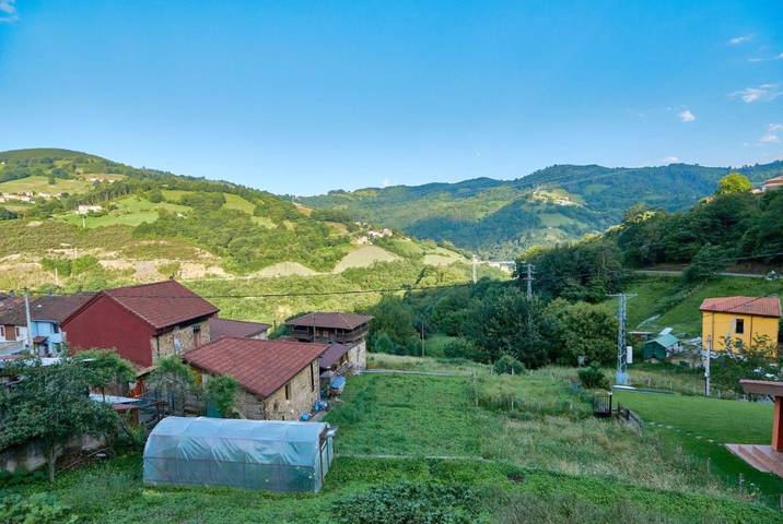 Casa rural para 5 personas, con terraza en San Martín del Rey Aurelio